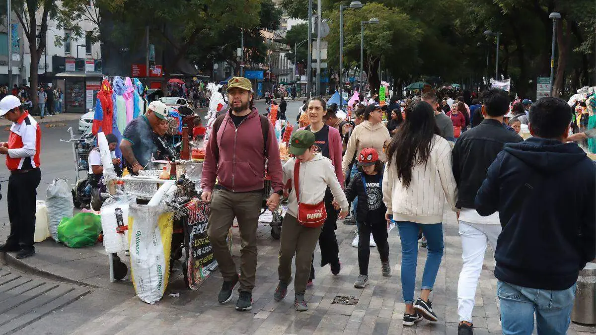 Comercio ambulante en el Centro Histórico